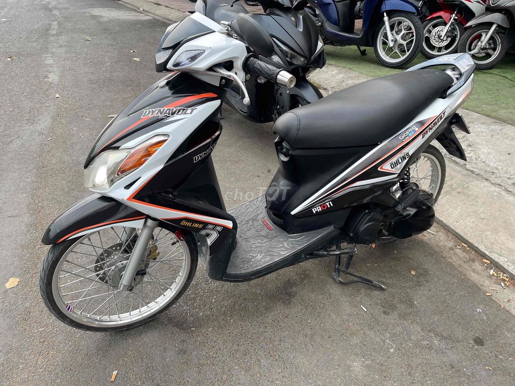 luvias xe 2011 - ảnh 2