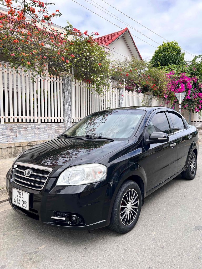 Daewoo Gentra 2010 - ảnh 1