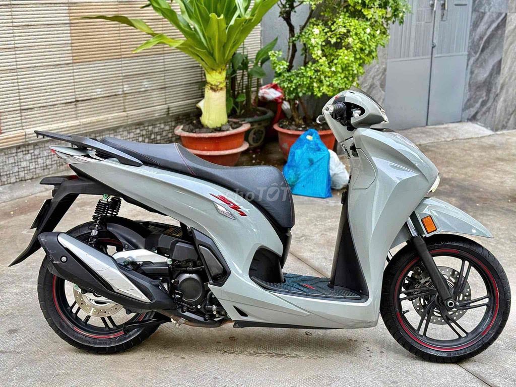 Honda SH 2021 - ảnh 1