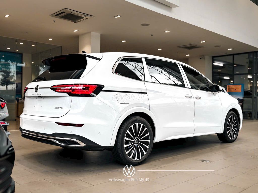 Volkswagen Viloran - ảnh 4