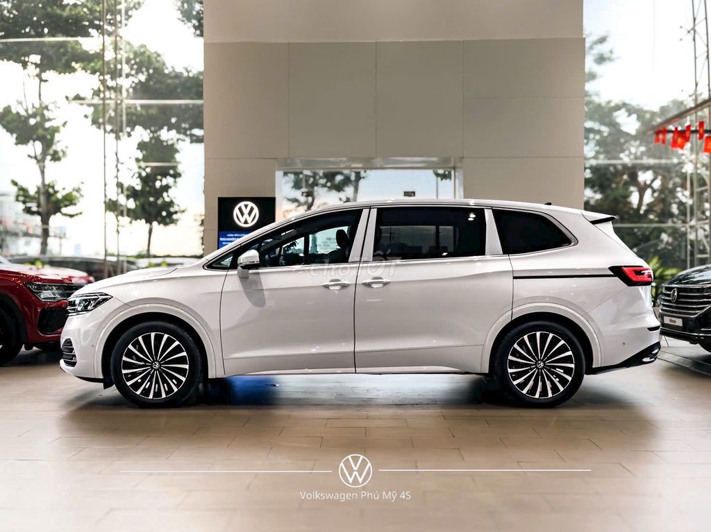 Volkswagen Viloran - ảnh 5