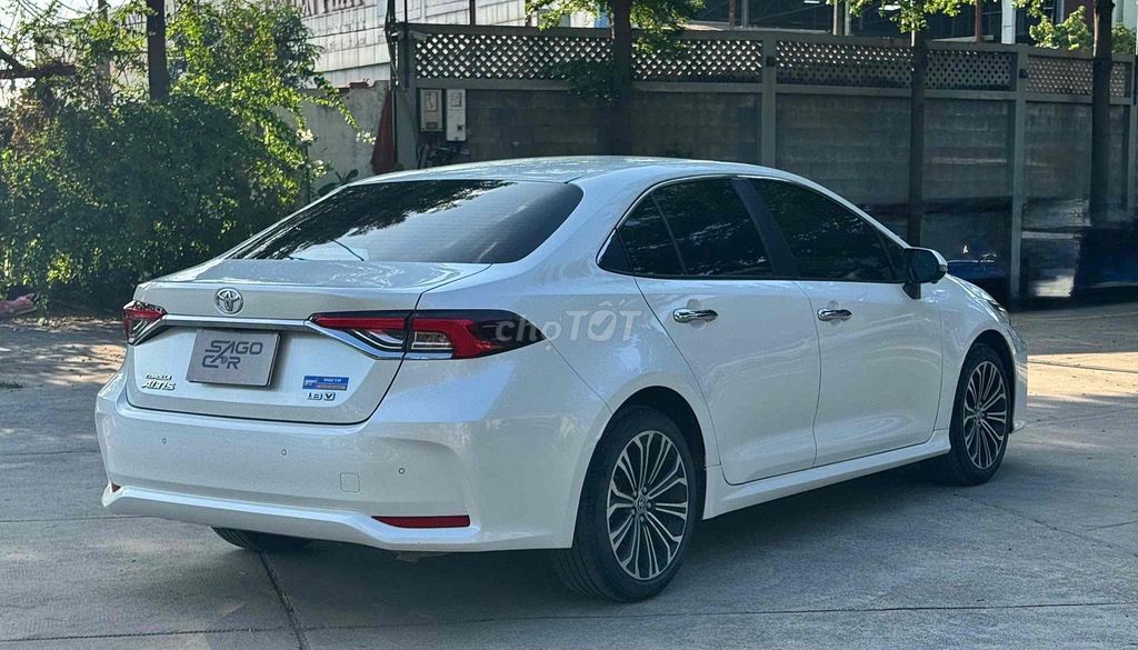Toyota Corolla altis 1.8V 2022 - ảnh 5