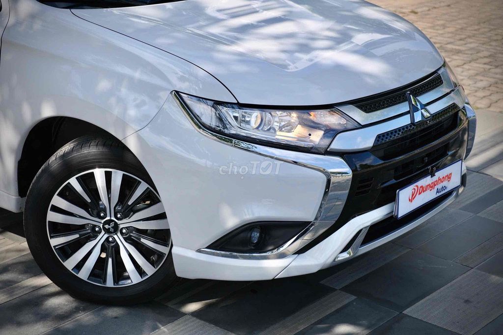 Mitsubishi Outlander 2023 - ảnh 2