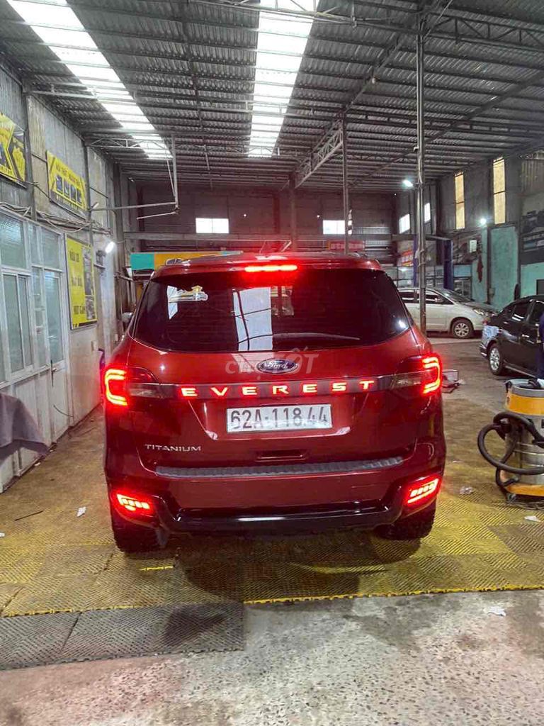 Ford Everest 2018 - ảnh 2