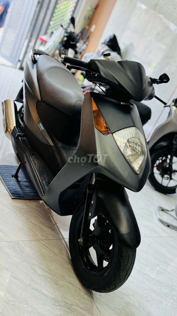 Honda Dylan 2003 - ảnh 2