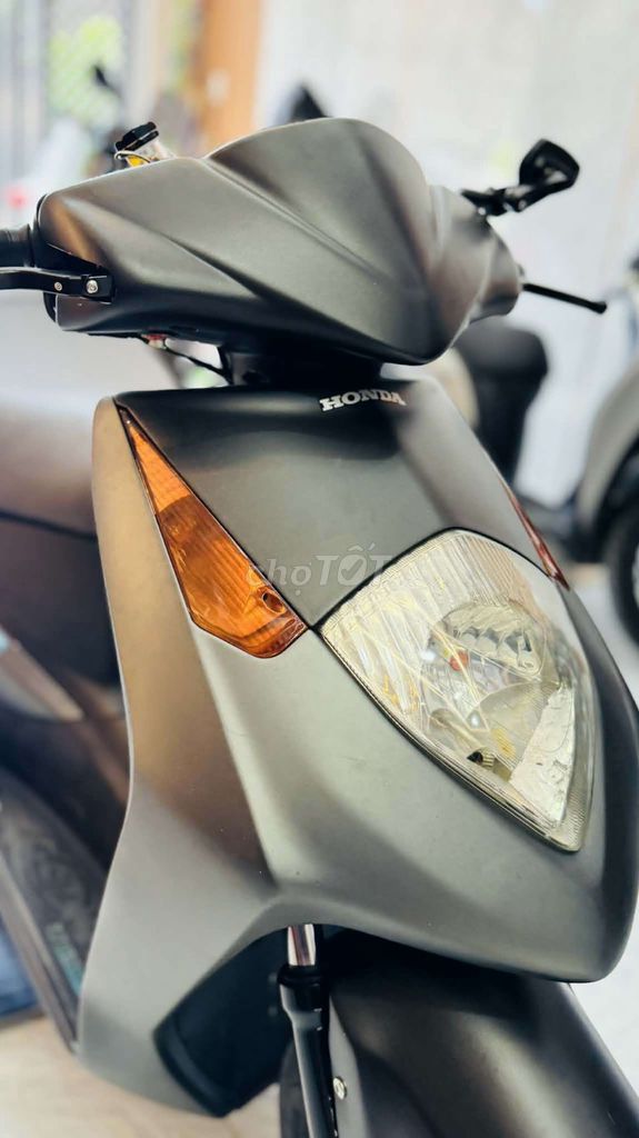 Honda Dylan 2003 - ảnh 4