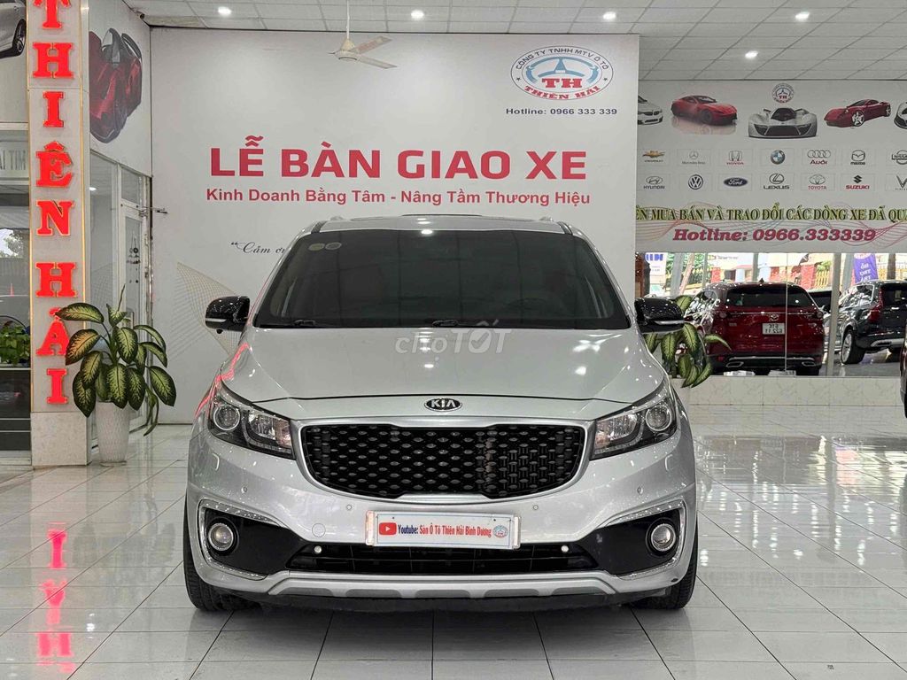 Kia Sedona 2018 - ảnh 1