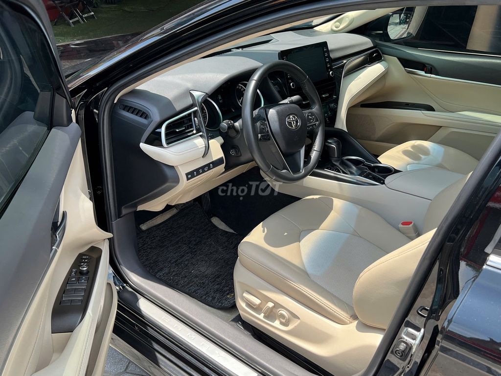 Toyota Camry 2.5Q 2023 - ảnh 5