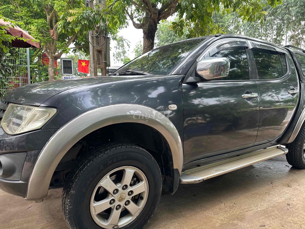 Mitsubishi Triton 2011 - ảnh 1