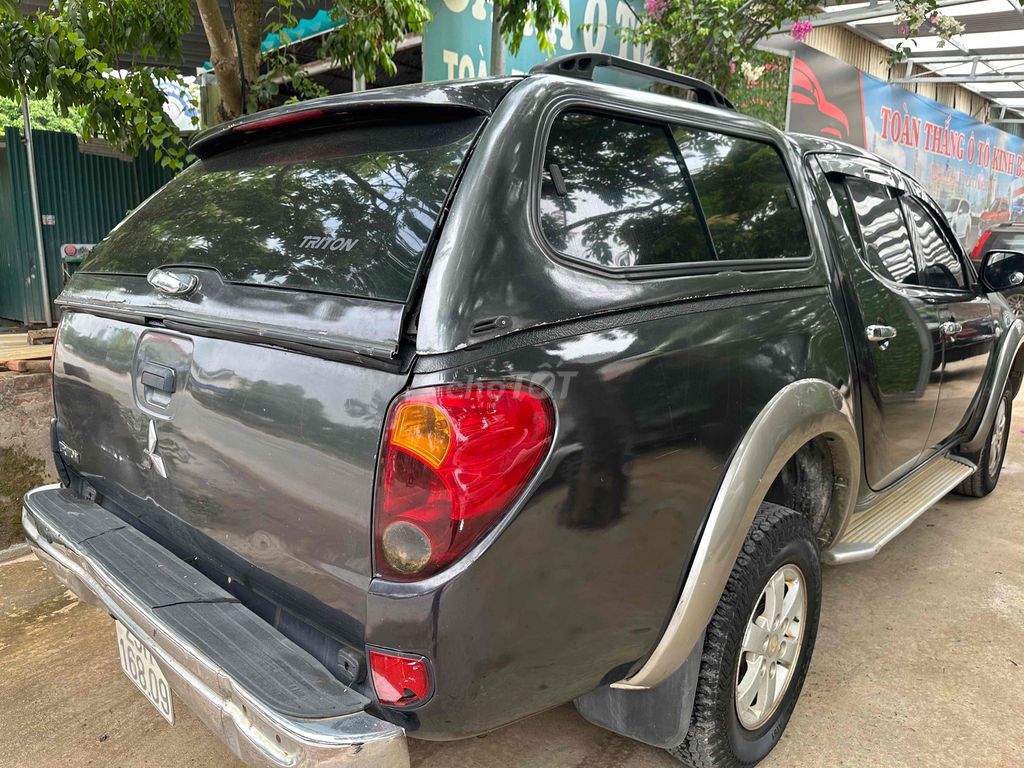 Mitsubishi Triton 2011 - ảnh 2