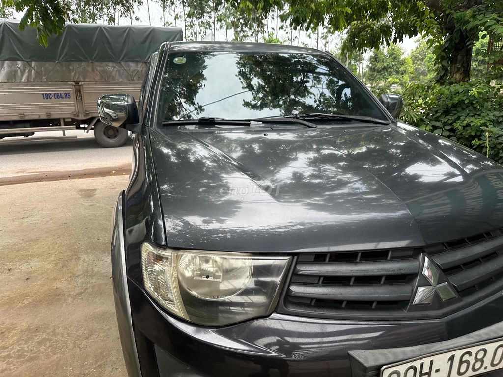 Mitsubishi Triton 2011 - ảnh 3