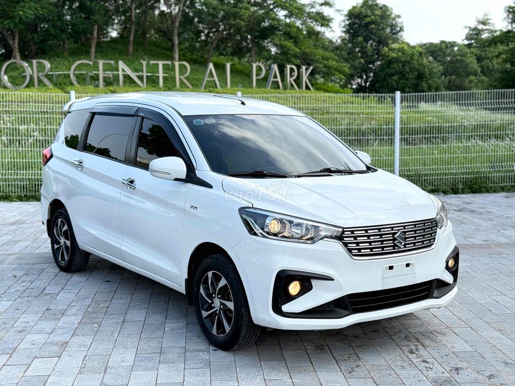 Suzuki Ertiga 2022 - ảnh 2
