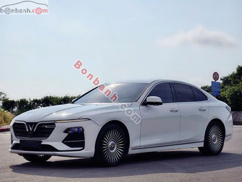 VinFast Lux A 2.0 Plus 2.0 AT 2021 - ảnh 1