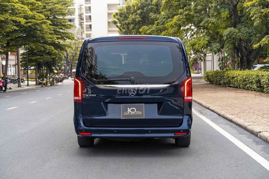 Mercedes-Benz 2021 - ảnh 2