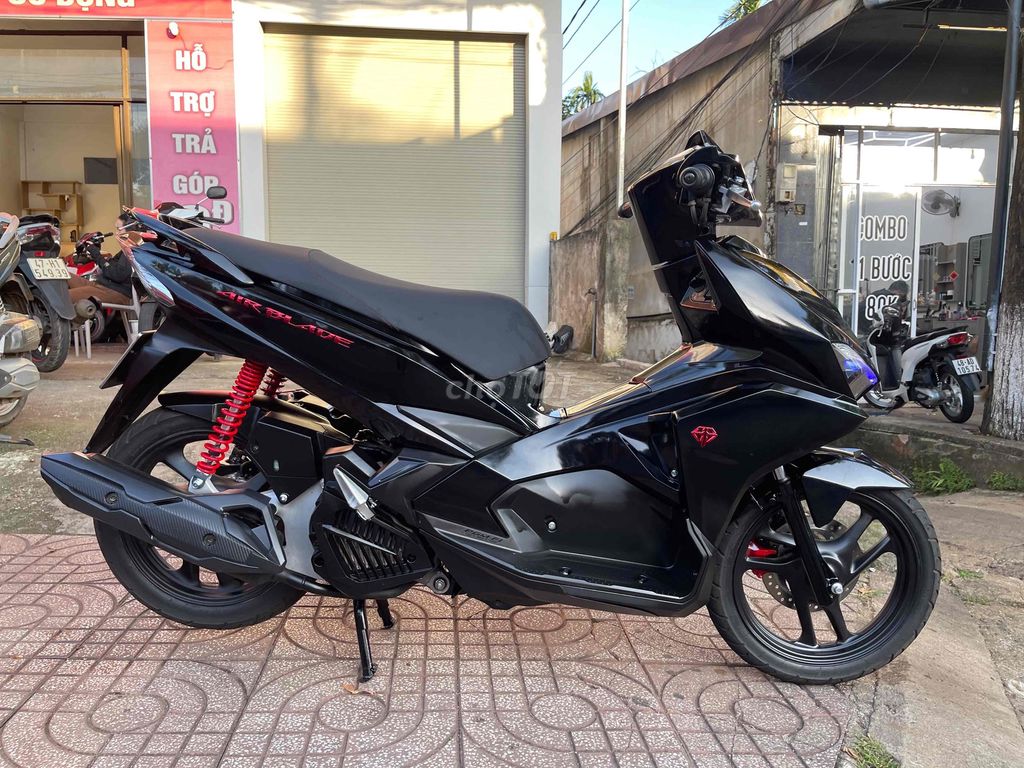 Honda AirBlade 2019 - ảnh 4
