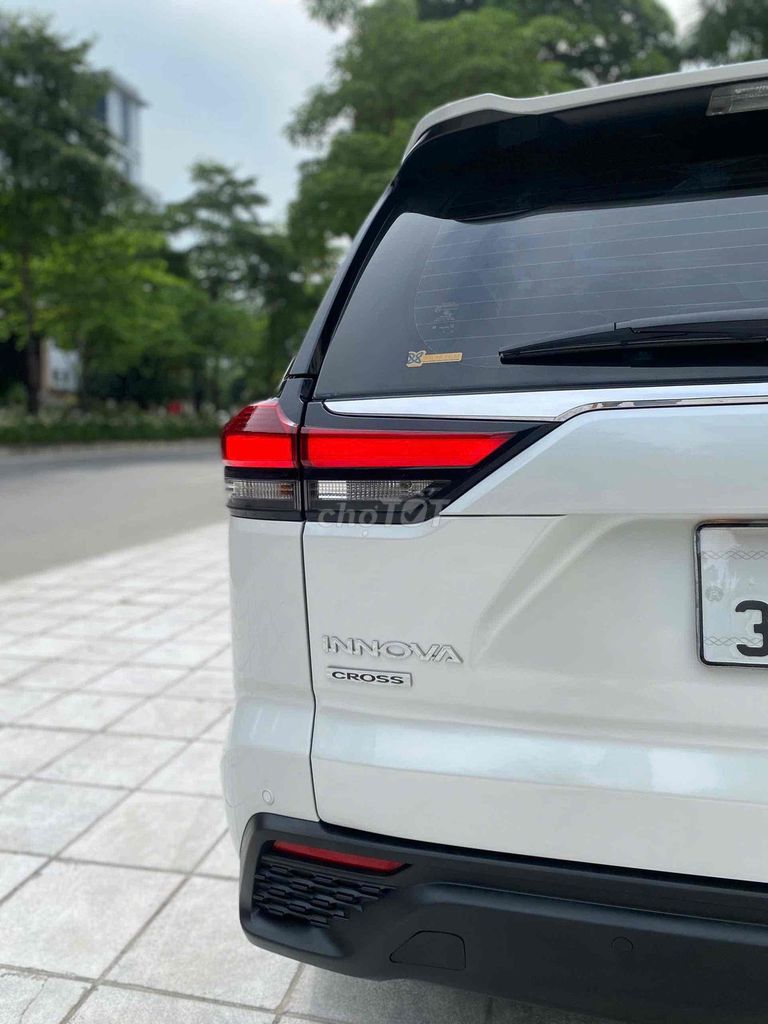 Toyota Innova Cross 2024 - ảnh 4