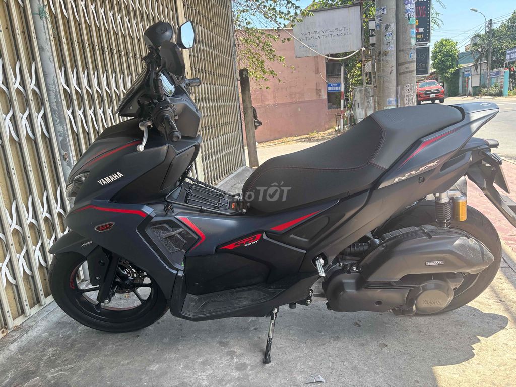 Yamaha NVX 2025 - ảnh 1