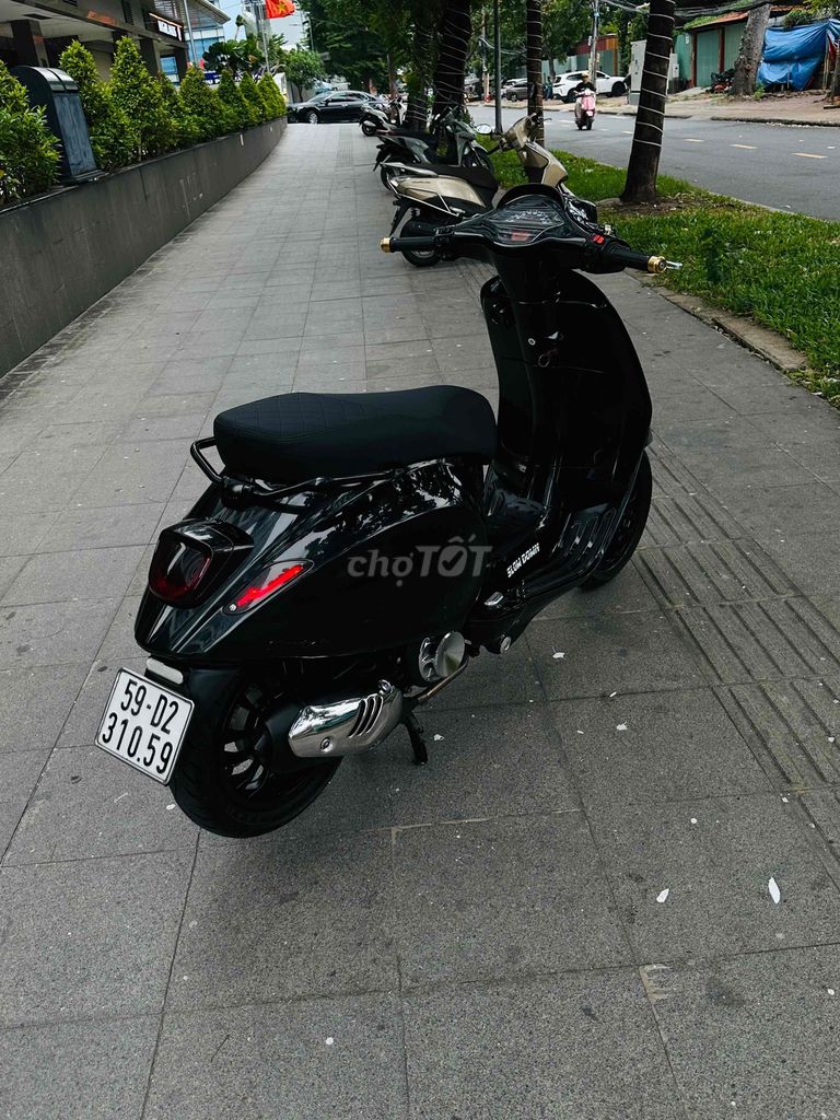 Piaggio Sprint 2017 - ảnh 2