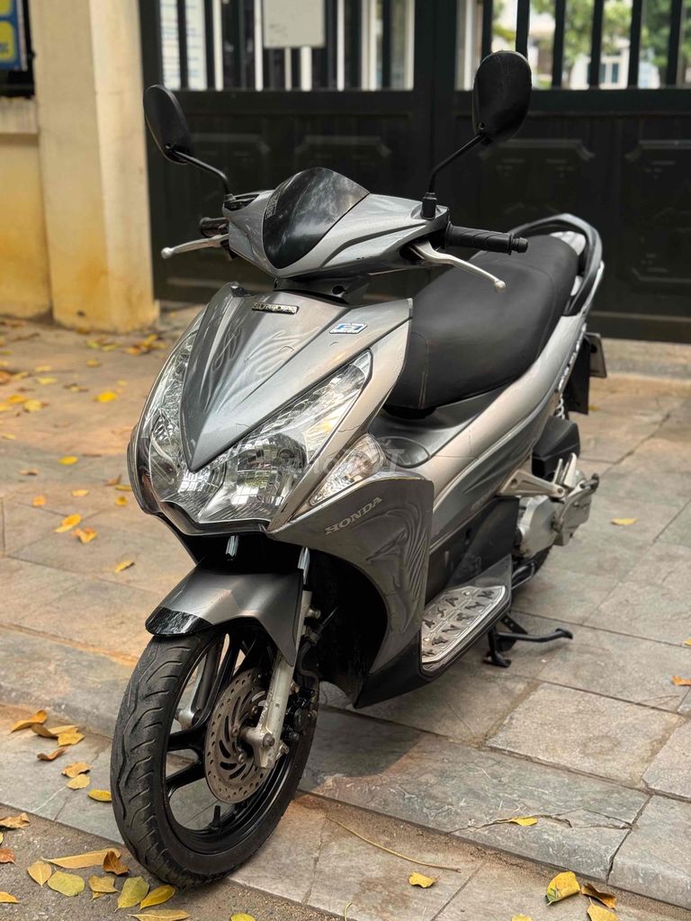 Honda Air Blade - ảnh 1