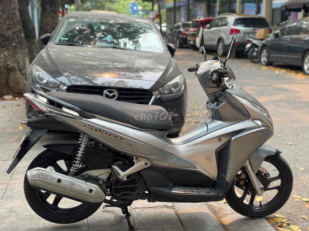 Honda Air Blade - ảnh 2