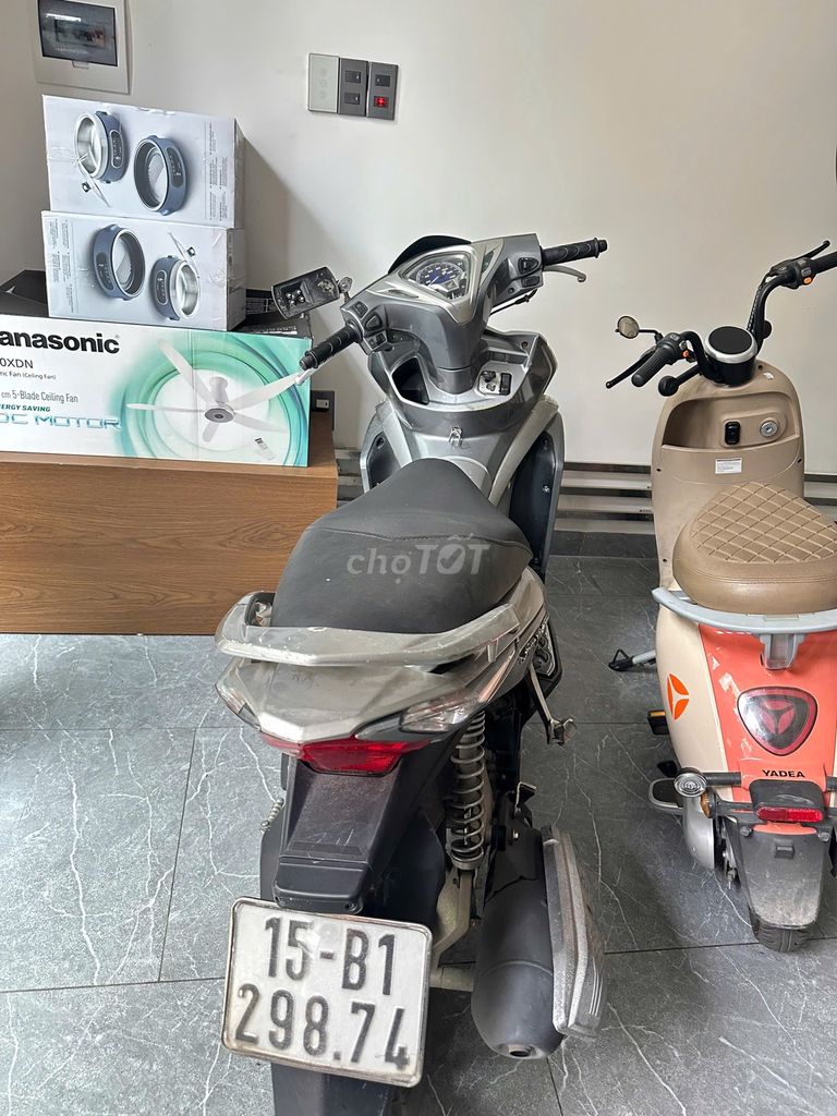 Honda Air Blade 2012 - ảnh 4