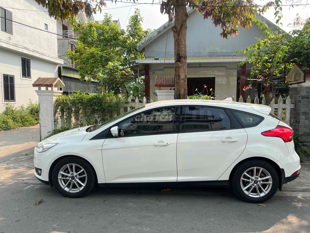 Ford Focus 2019 - ảnh 1