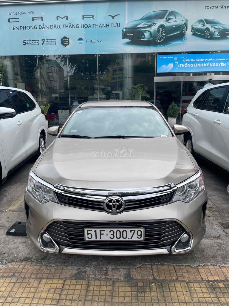 Toyota Camry 2.0E 2015 - ảnh 1