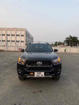 Toyota Hilux 2024 - ảnh 1