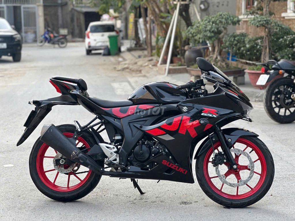 Suzuki GSX 2022 - ảnh 1
