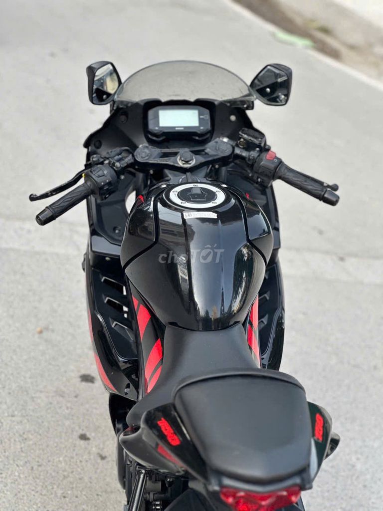 Suzuki GSX 2022 - ảnh 3