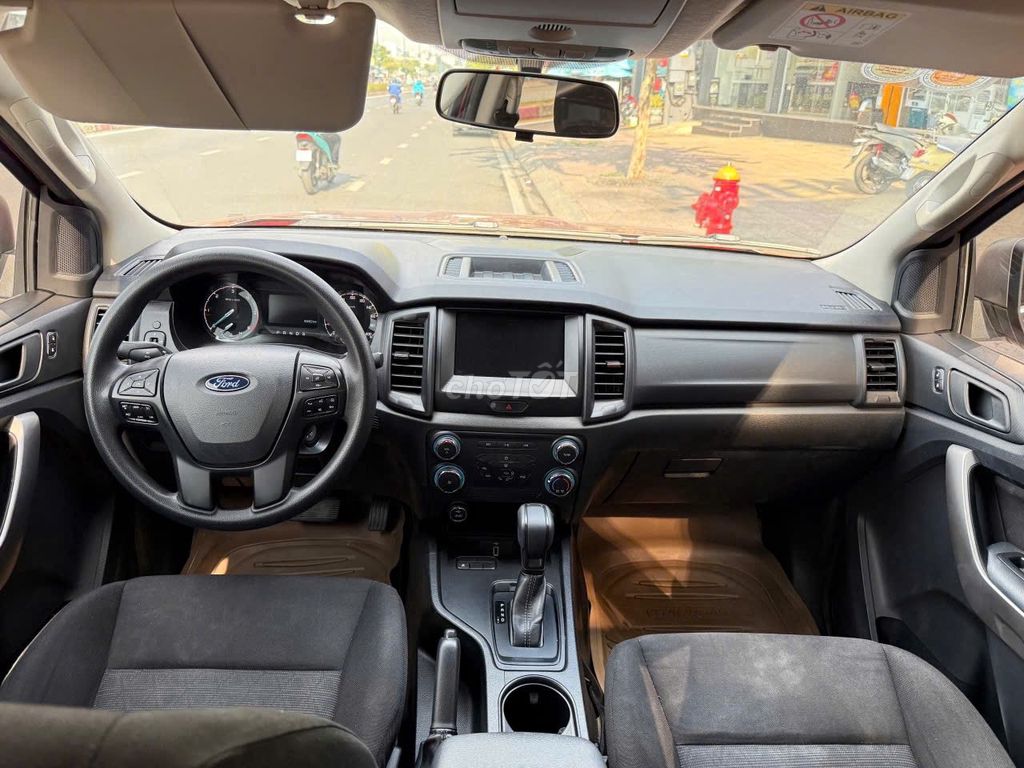 Ford Ranger XLS 2.2L 4x2 AT 2022 - ảnh 3
