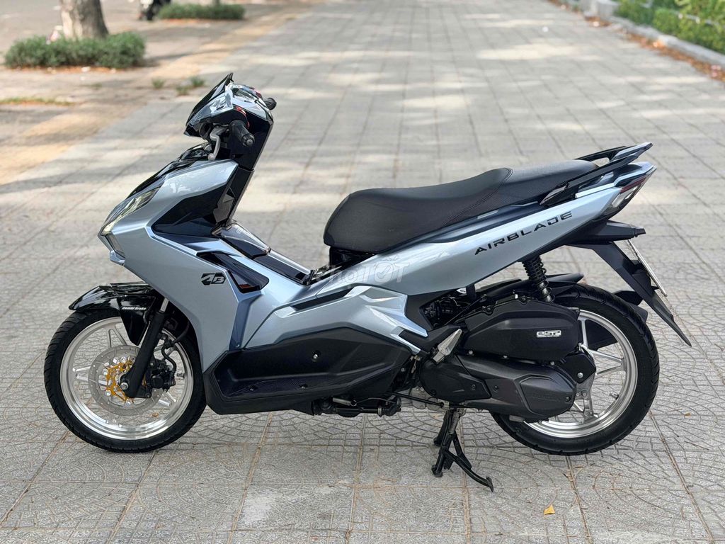 Honda Air Blade 2022 - ảnh 3