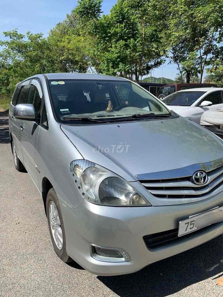 Toyota Innova 2009 - ảnh 1