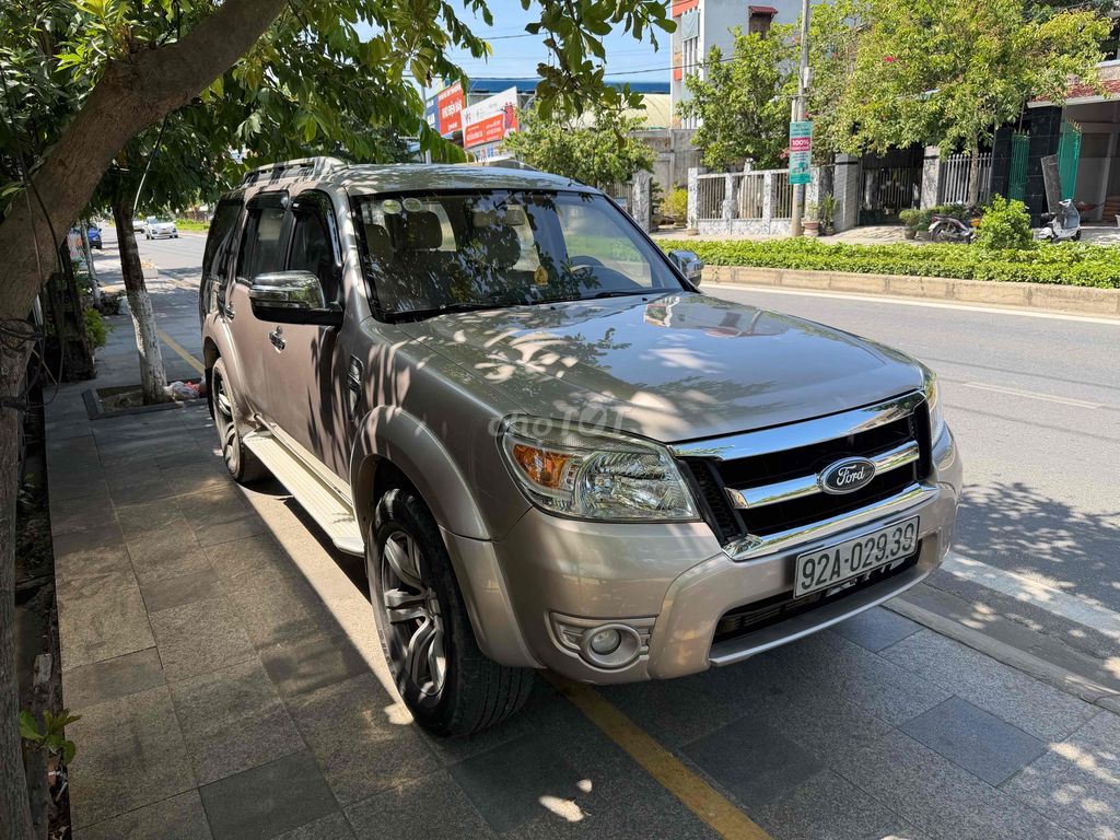 Ford Everest 2013 - ảnh 2