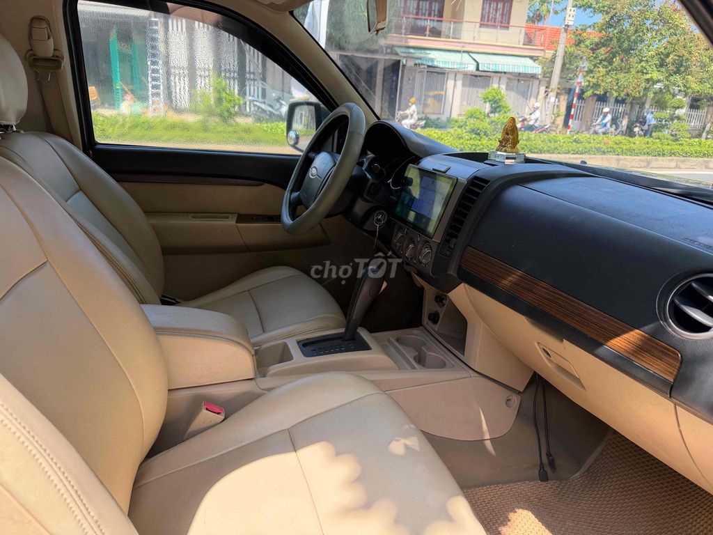 Ford Everest 2013 - ảnh 3