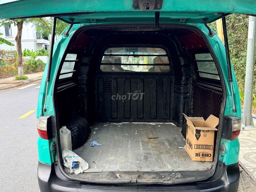 Hyundai Starex 2004 - ảnh 4
