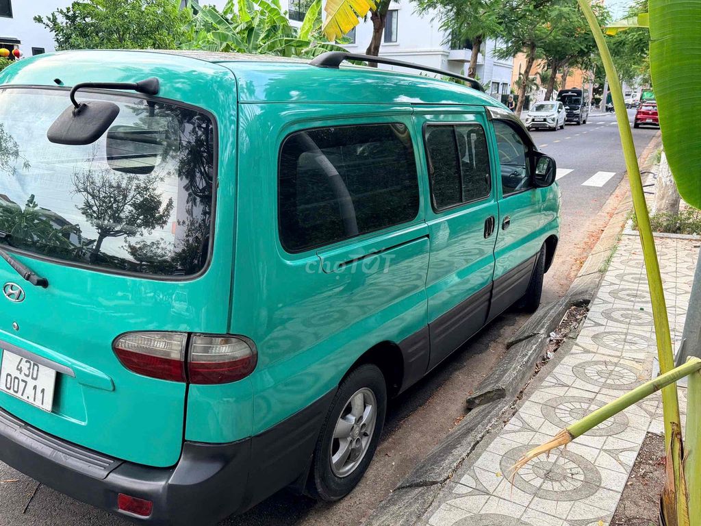Hyundai Starex 2004 - ảnh 5