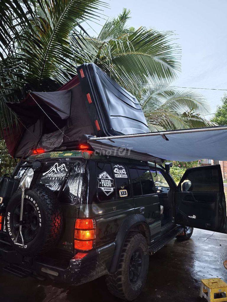 Mitsubishi Pajero - ảnh 3