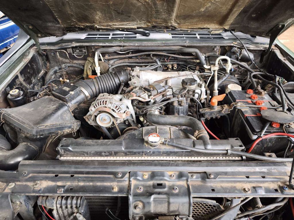 Mitsubishi Pajero - ảnh 5