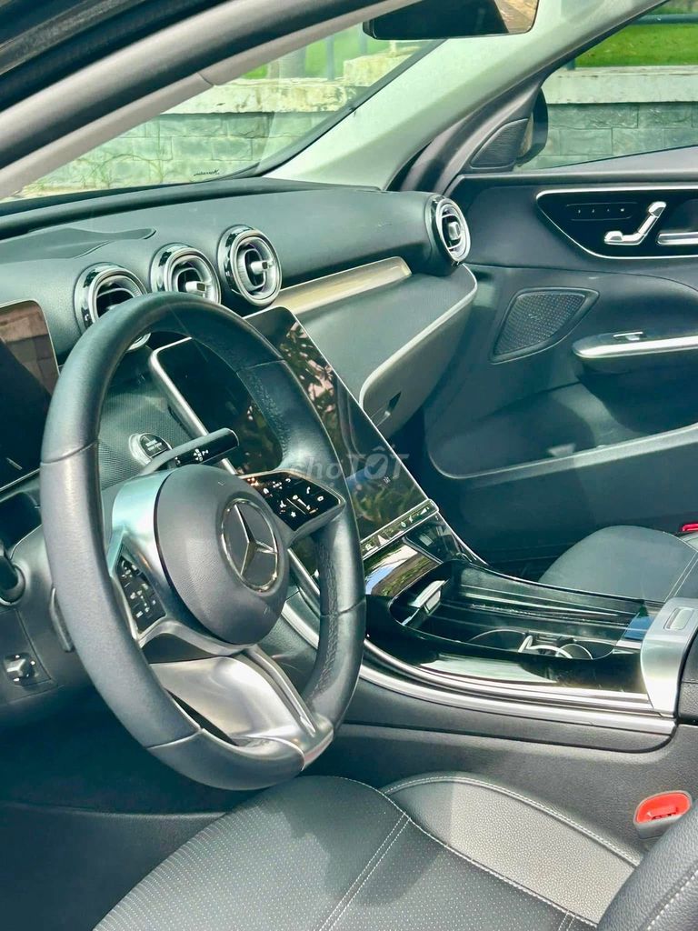Mercedes-Benz 2023 - ảnh 1