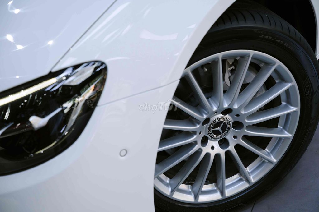 Mercedes-Benz 2021 - ảnh 5