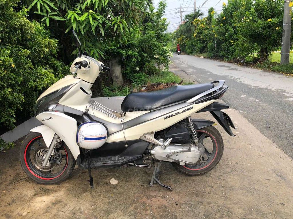 Honda Air Blade 2012 - ảnh 2