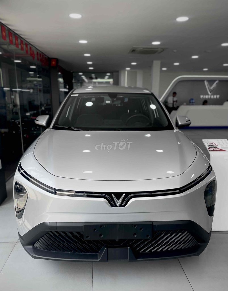 VinFast Limo Green - ảnh 2