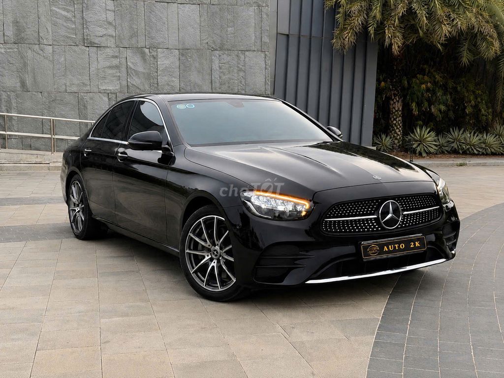Mercedes-Benz 2021 - ảnh 1