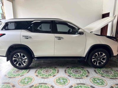 Toyota Fortuner 2020 - ảnh 1