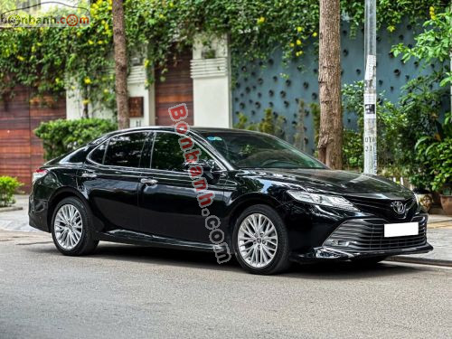 Toyota Camry 2.5Q 2020 - ảnh 1
