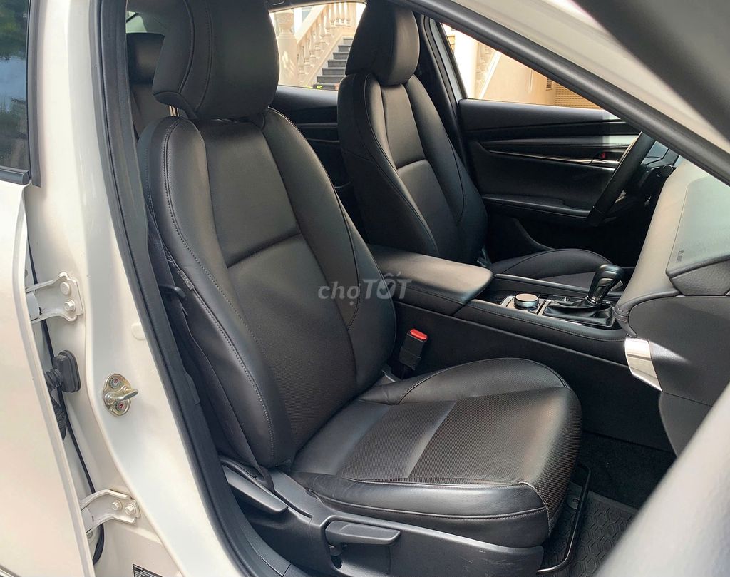 Mazda 3 2023 - ảnh 4