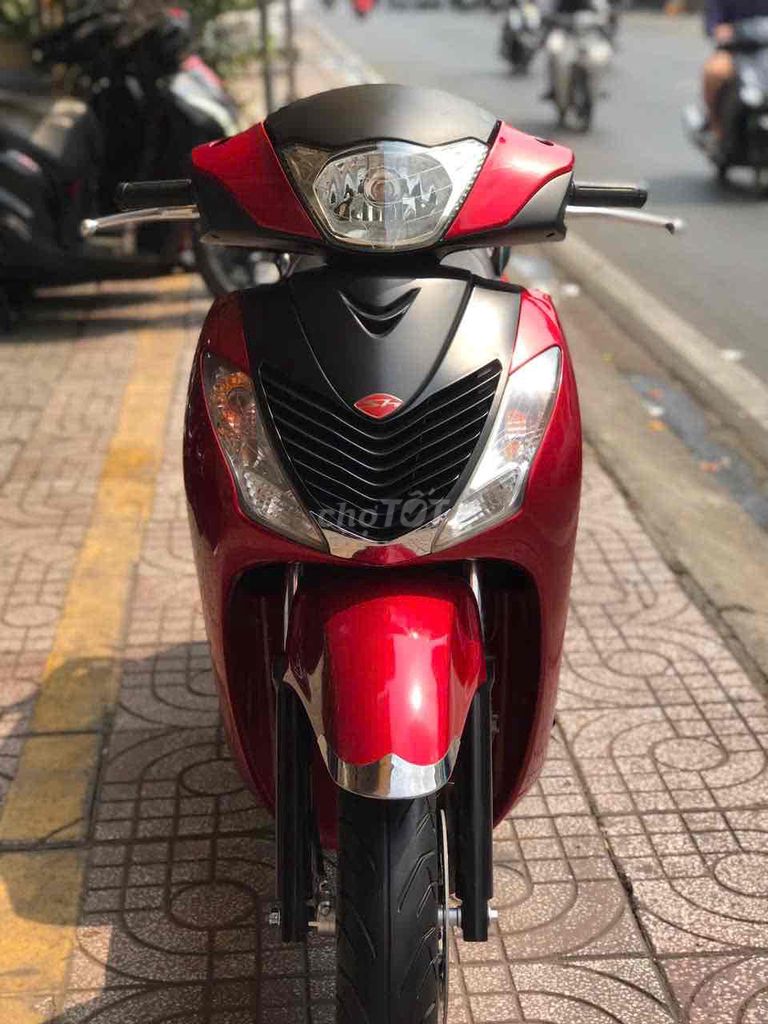 SH 2012 - ảnh 1