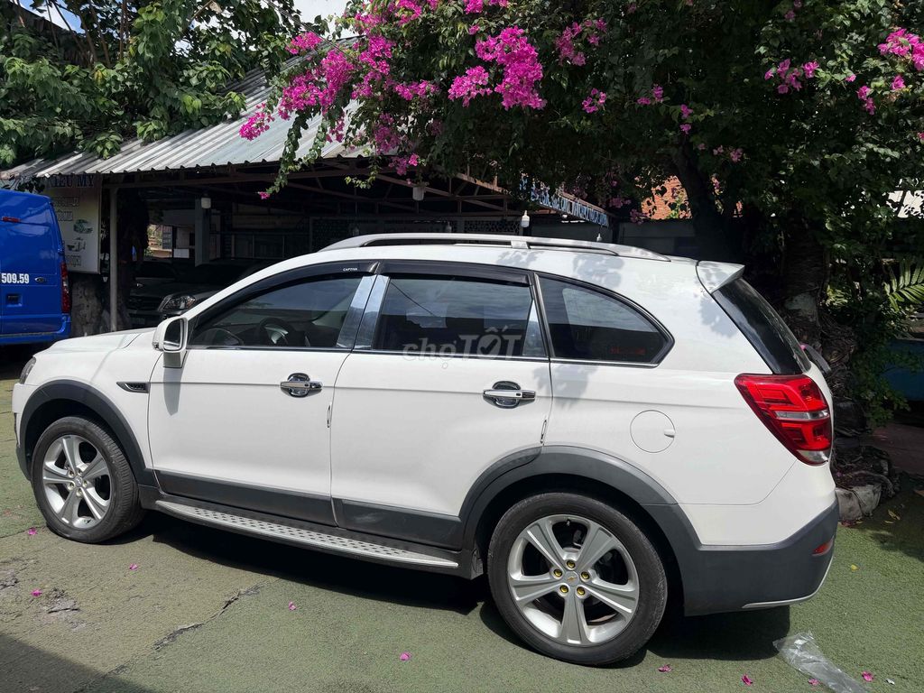 Chevrolet Captiva 2015 - ảnh 2