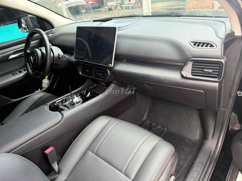 VinFast VF8 2023 - ảnh 4